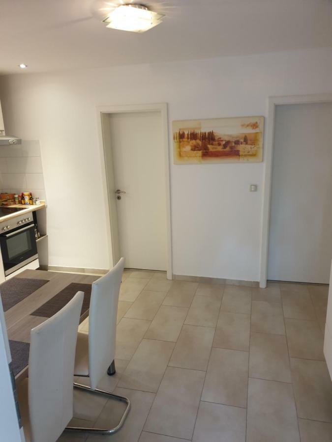 Wohnung, Zimmer In Frankfurt Flughafen Zu Vermieten Mörfelden-Walldorf Exterior foto